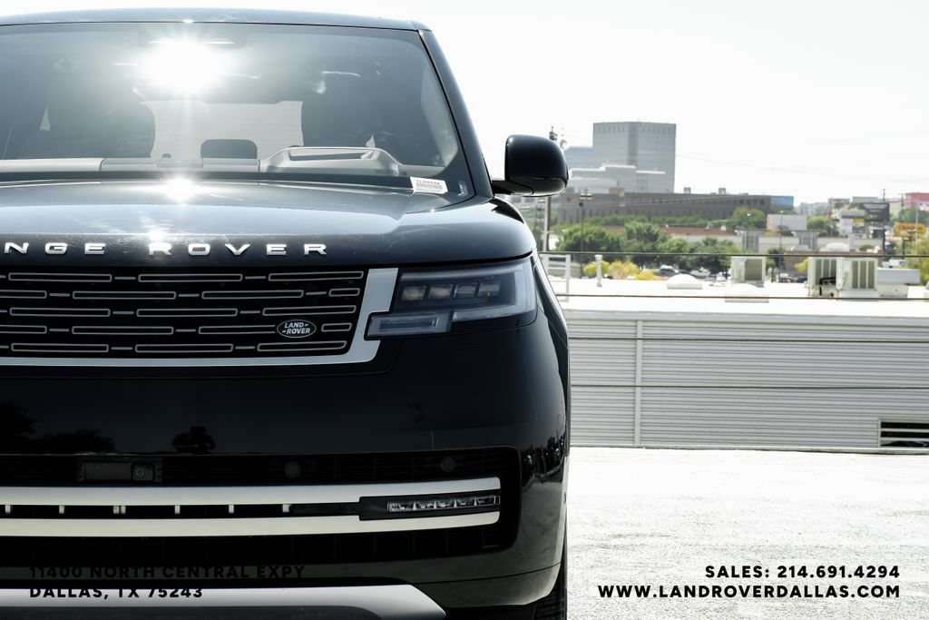 Certified Used 2024 Black Land Rover SE image 33