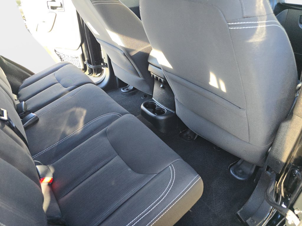 Used 2015 Black Jeep Unlimited Sahara image 13