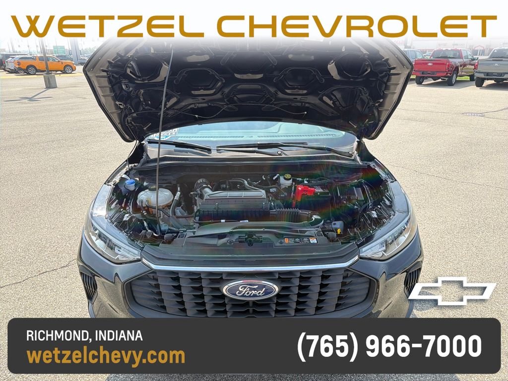 Used 2023 Black Ford Active image 10
