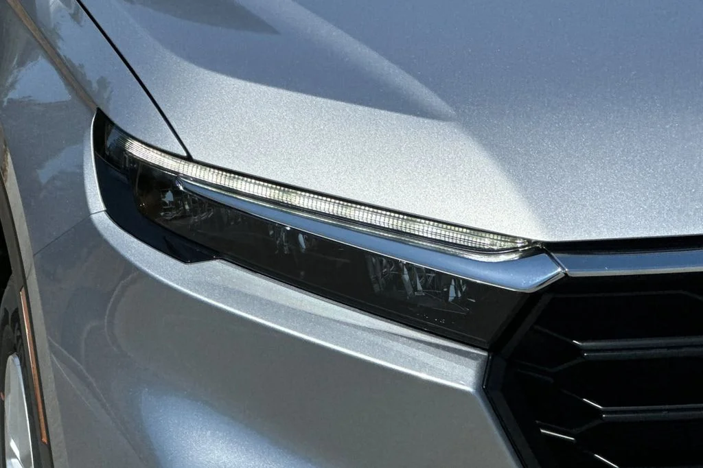 New 2026 Solar Silver Metallic Honda LX image 28