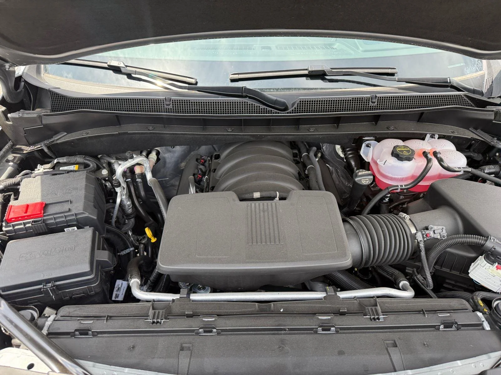 2026 Chevrolet Suburban High Country - Photo 35