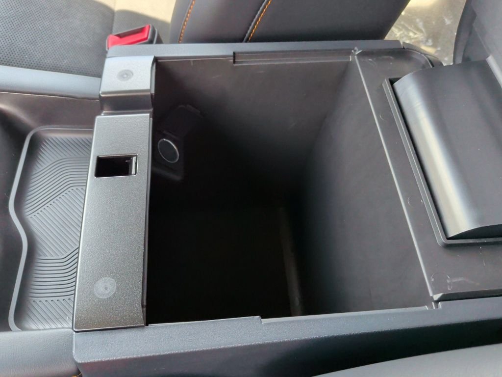 New 2026 Carbonized Gray Metallic Ford Tremor® image 34
