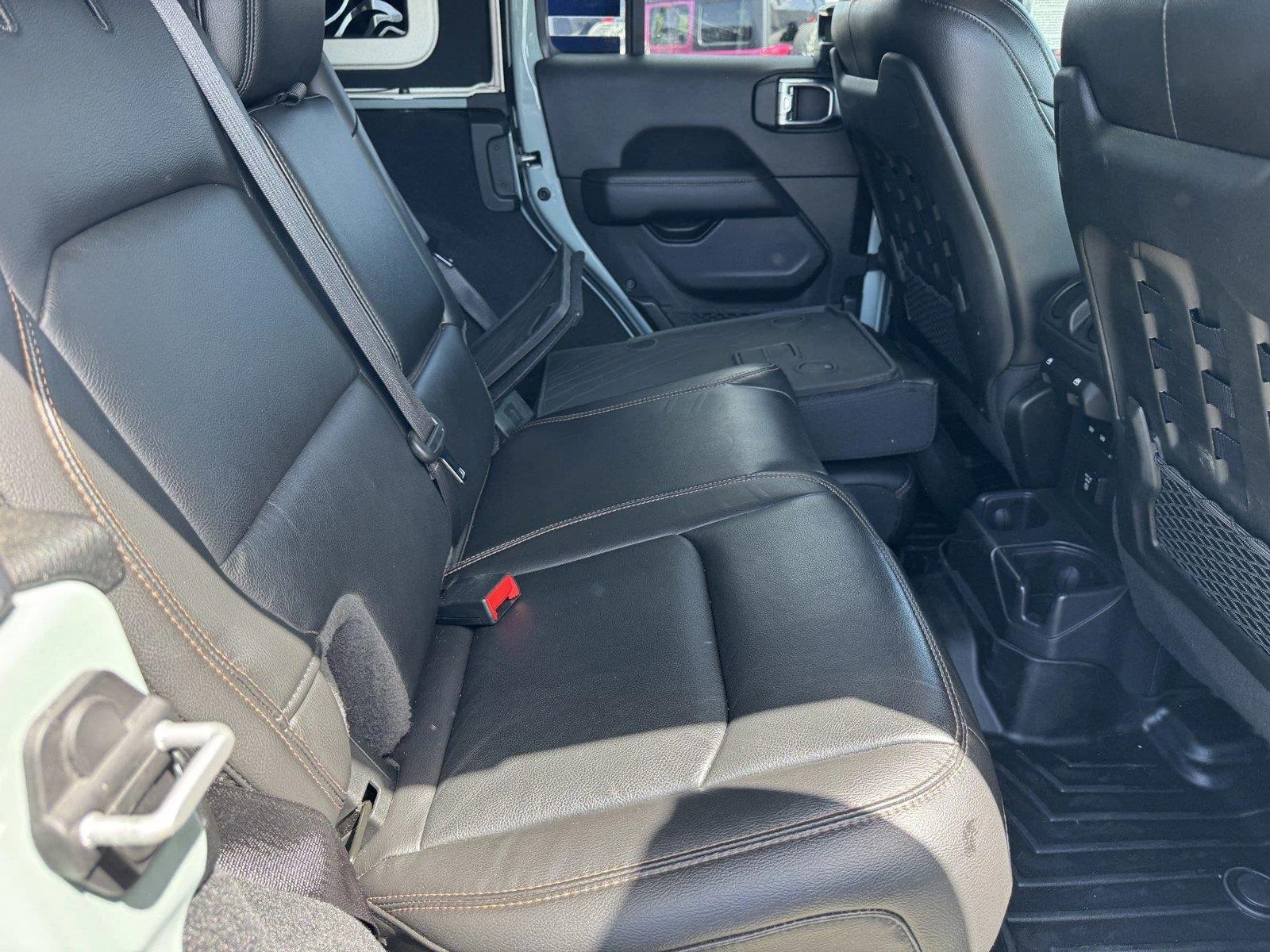 Certified Used 2023 Earl Clearcoat Jeep Rubicon 392 image 11