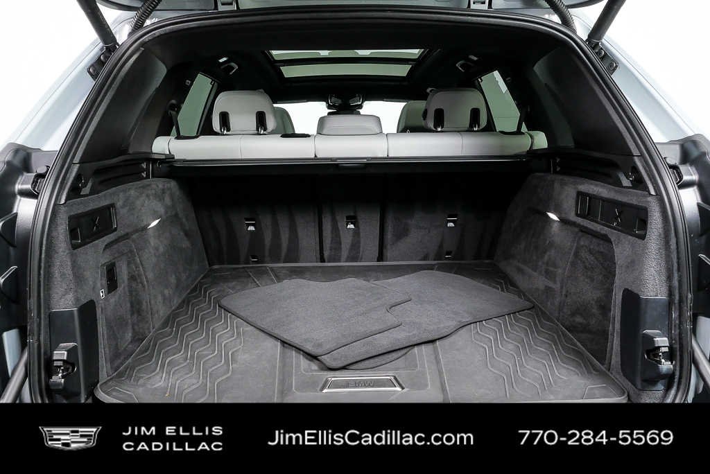 Used 2025 Brooklyn Grey Metallic BMW M60i image 31