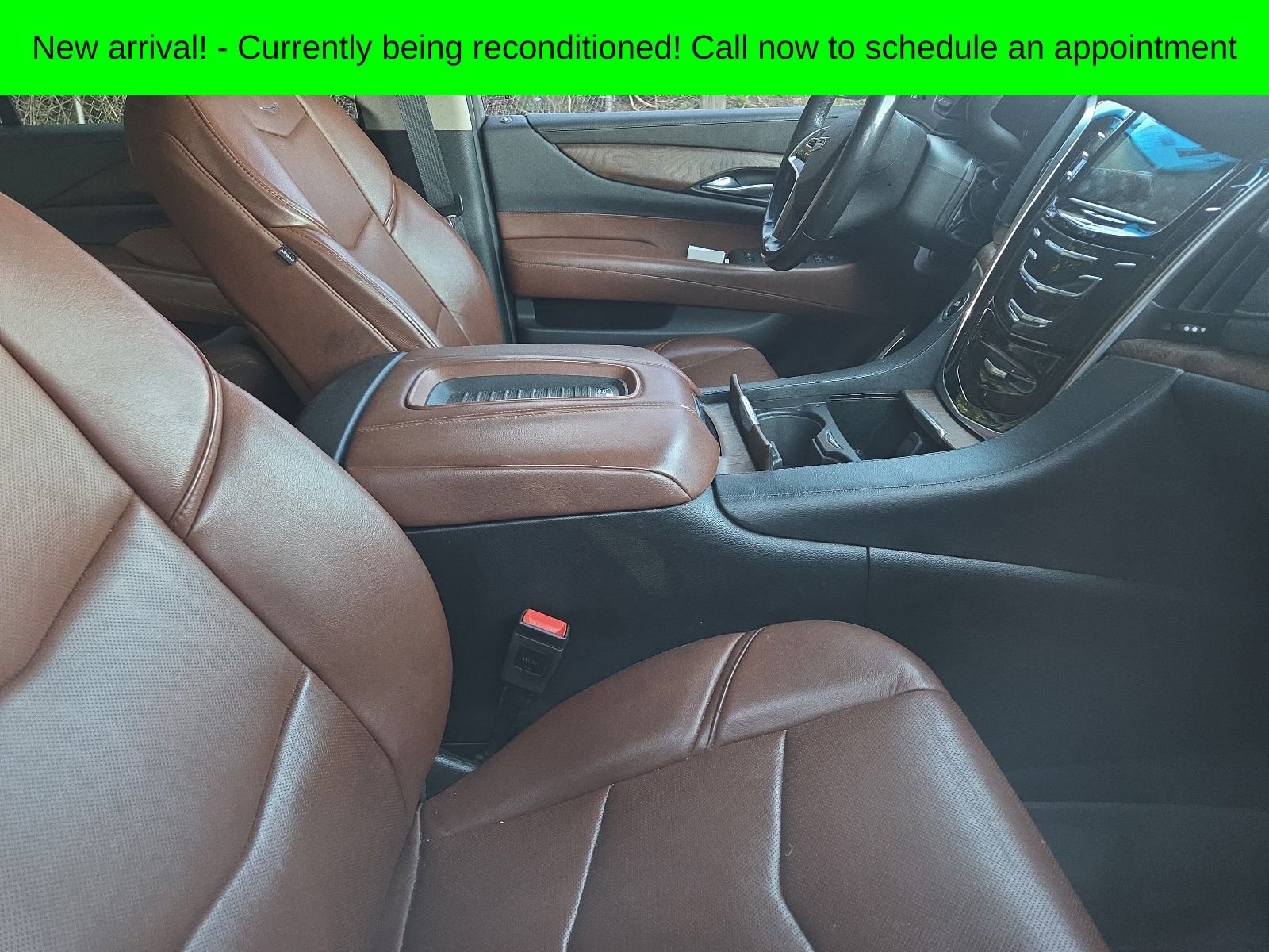 Used 2019 Crystal White Cadillac Luxury image 10