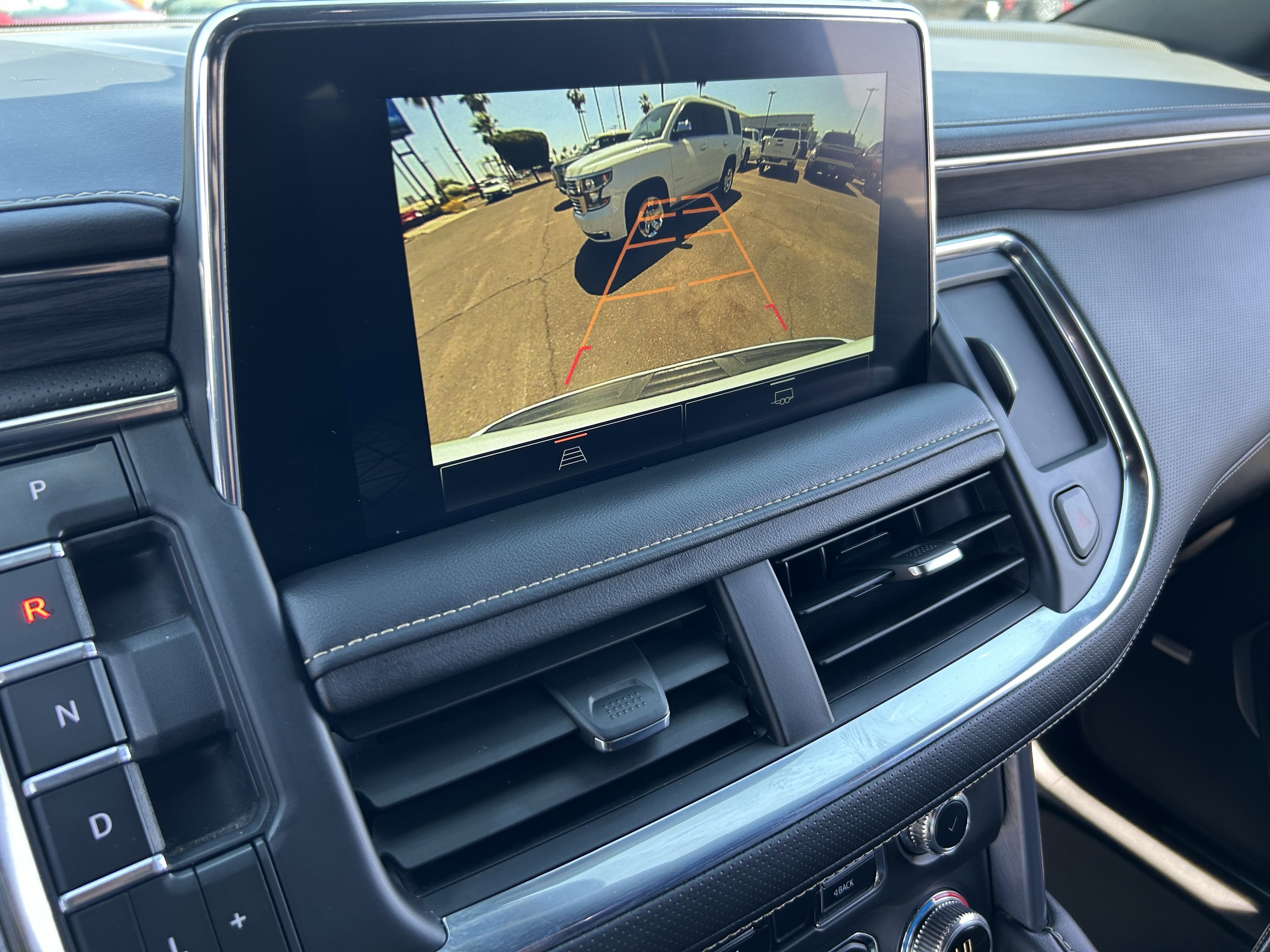 2024 GMC Yukon SLT - Photo 30