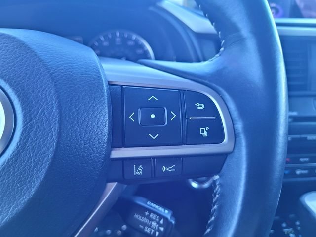 Used 2019 White Lexus 350L image 23