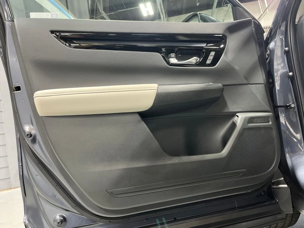 Used 2026 Meteorite Gray Metallic Honda EX-L image 10