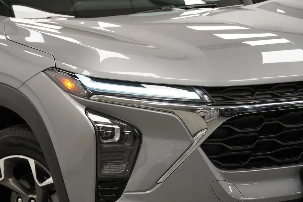 Used 2024 Sterling Gray Metallic Chevrolet LT image 32