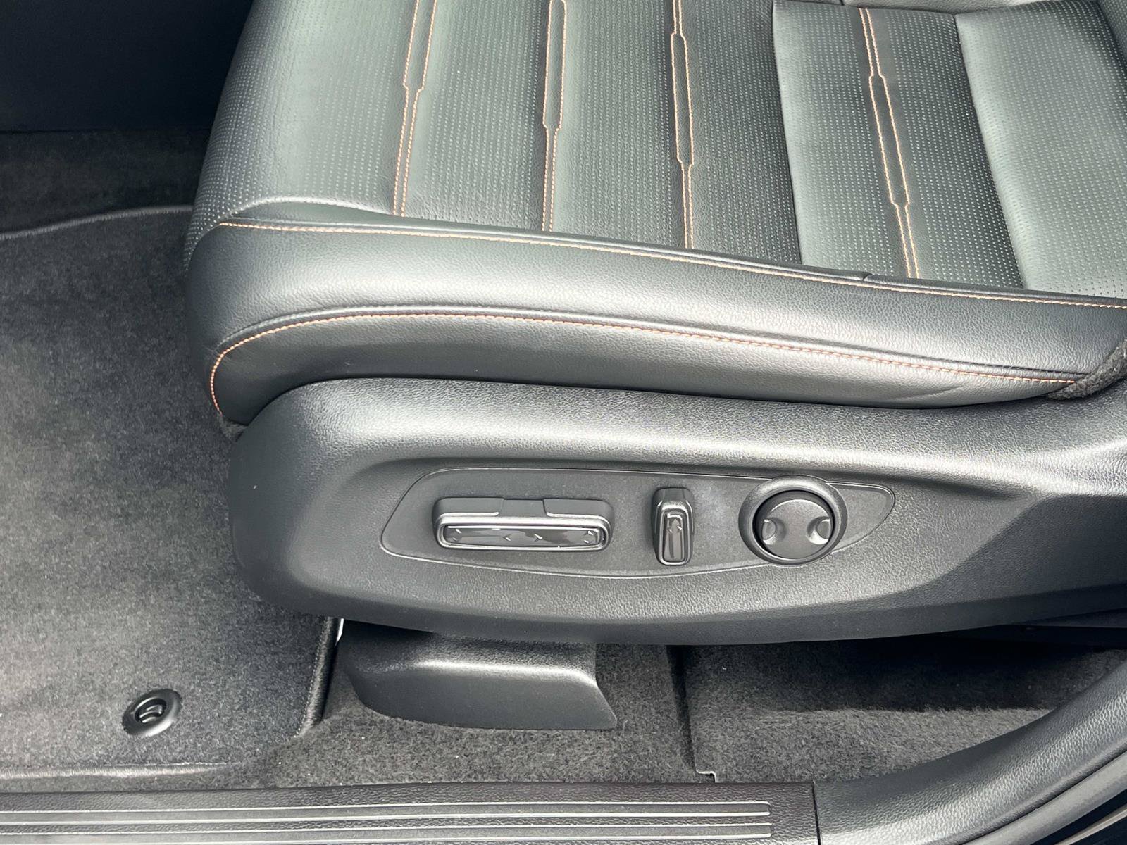 2025 Honda CR-V Sport-L - Photo 18