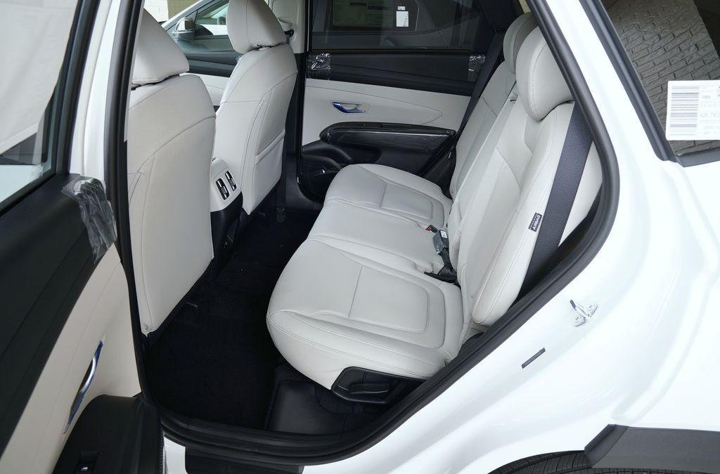 New 2026 Serenity White Pearl Hyundai SEL Plus image 21