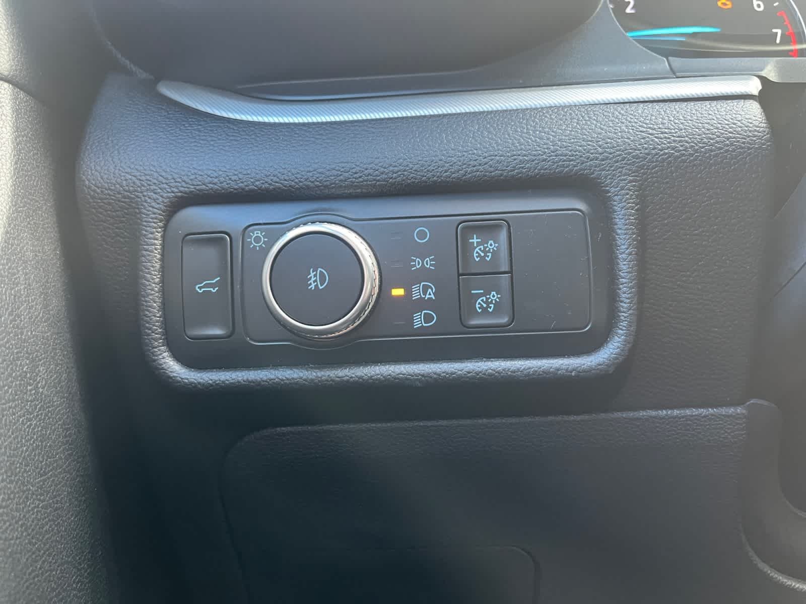 Used 2020 Oxford White Ford XLT image 27