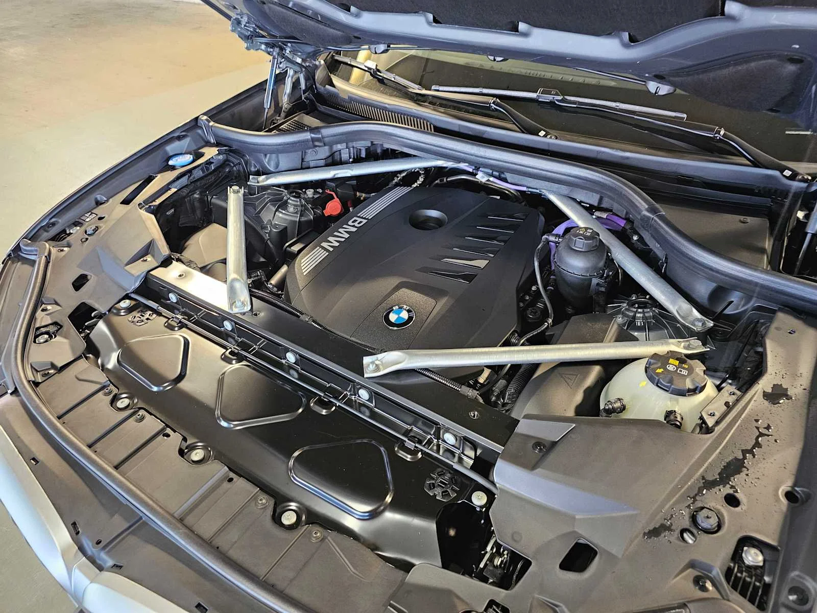 Certified Used 2026 Skyscraper Grey Metallic BMW xDrive40i image 9