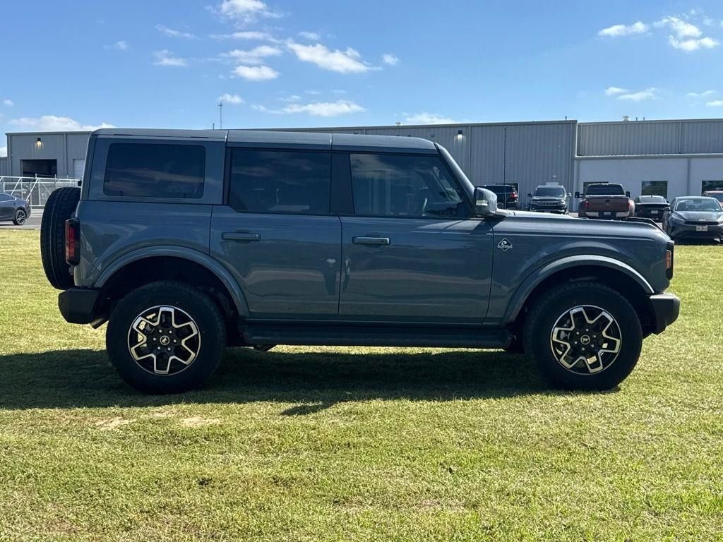 2025 Ford Bronco 4-Door Outer Banks - Photo 9