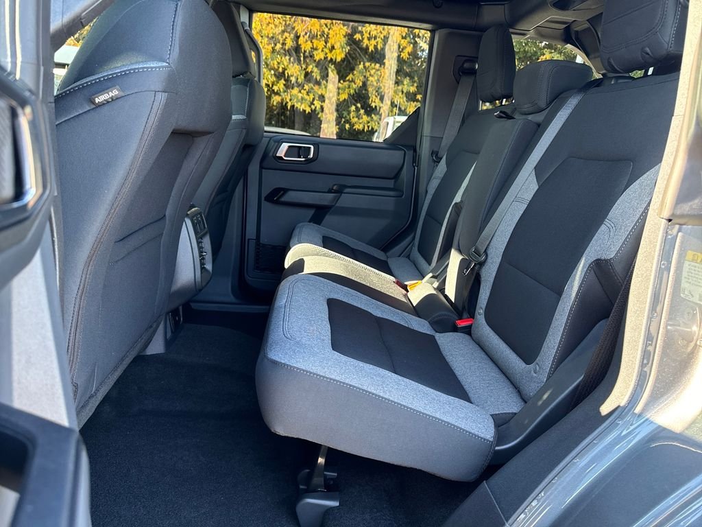 2025 Ford Bronco 4-Door Base - Photo 27