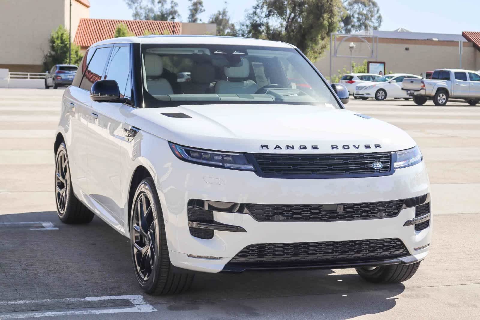 New 2027 Fuji White Land Rover Battersea Edition image 3