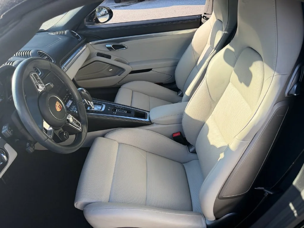 Used 2025 Black Porsche Style Edition image 10