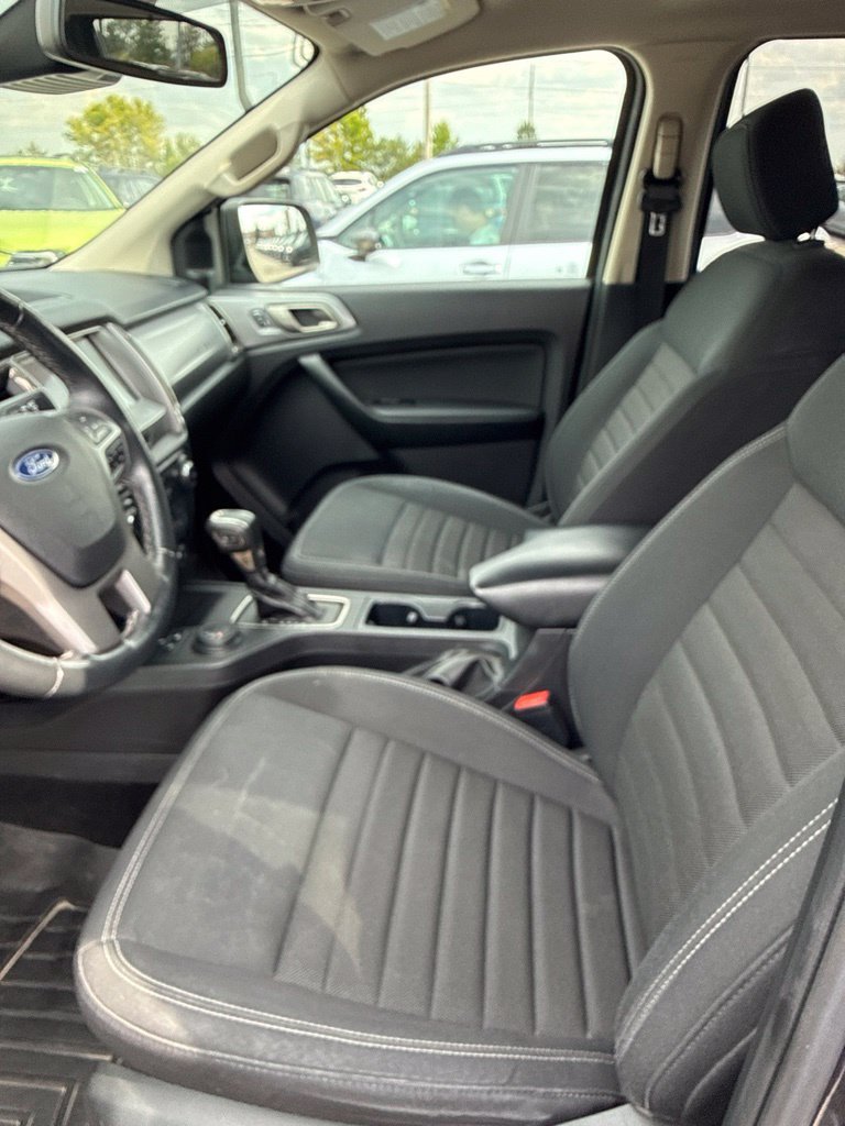 Used 2020 Magnetic Ford XLT image 32