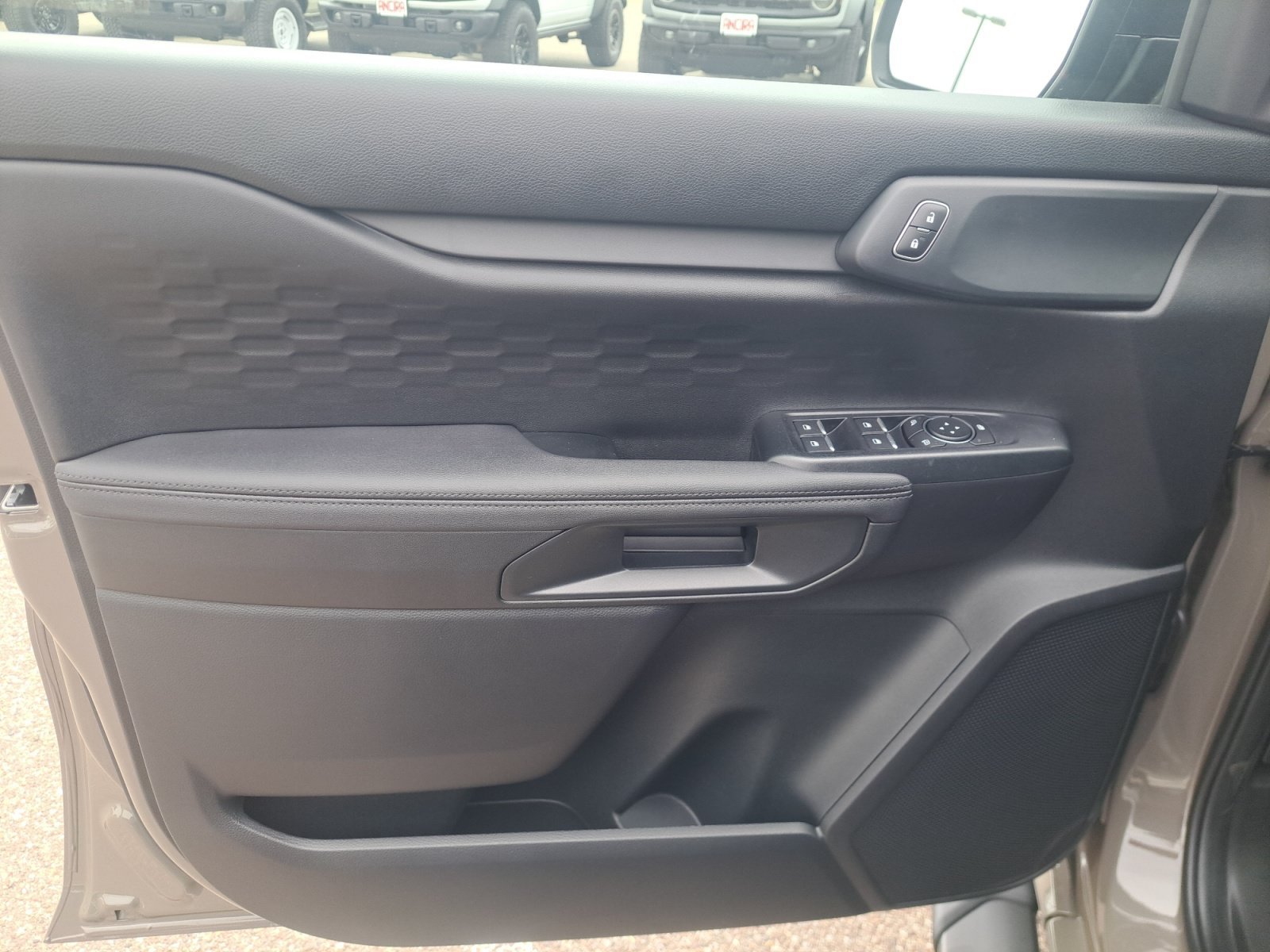 New 2026 Marsh Gray Ford XLT image 27
