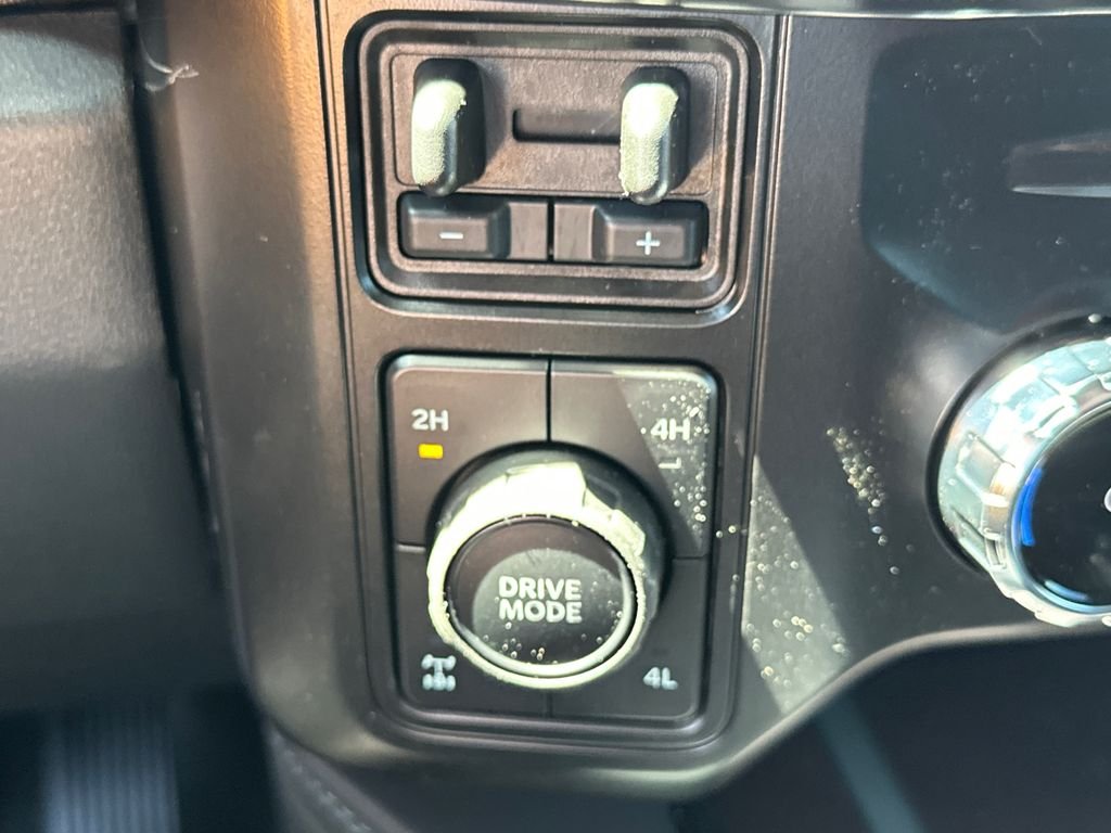 New 2026 White Ford Platinum image 30