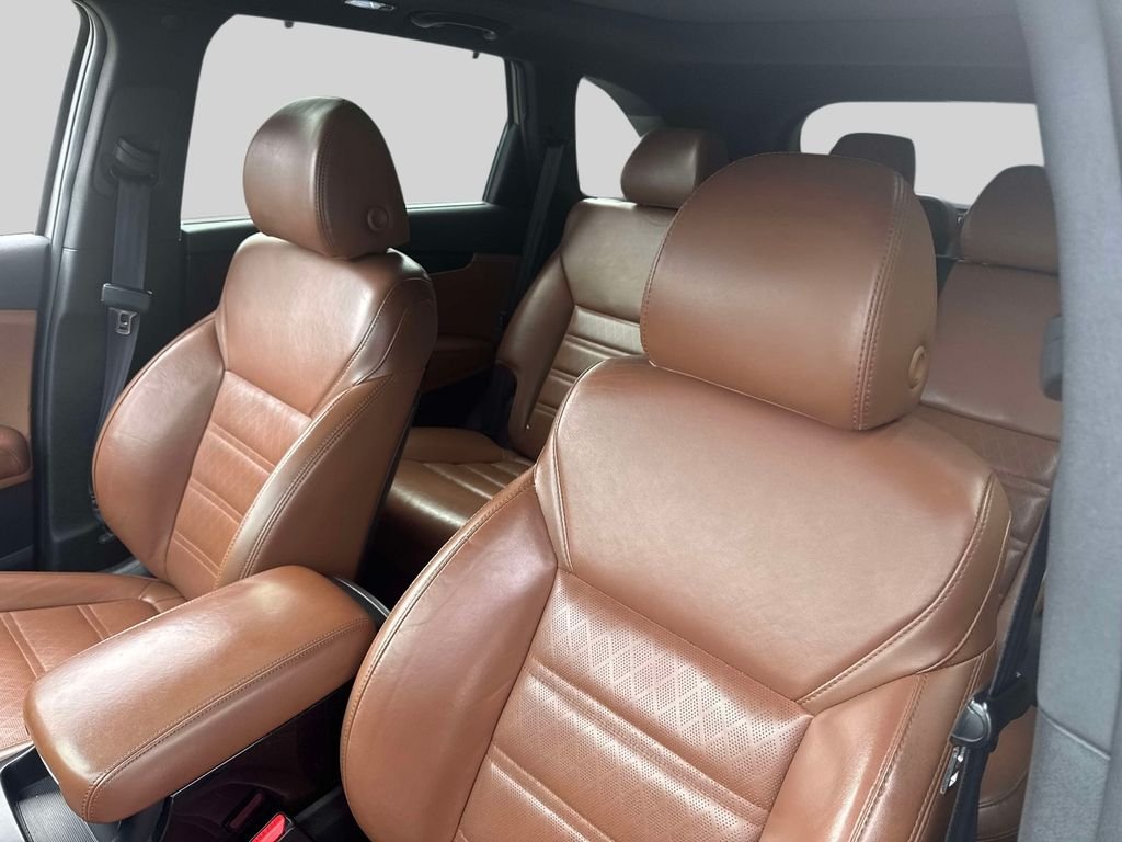 Used 2019 Silver Kia SX Limited image 18