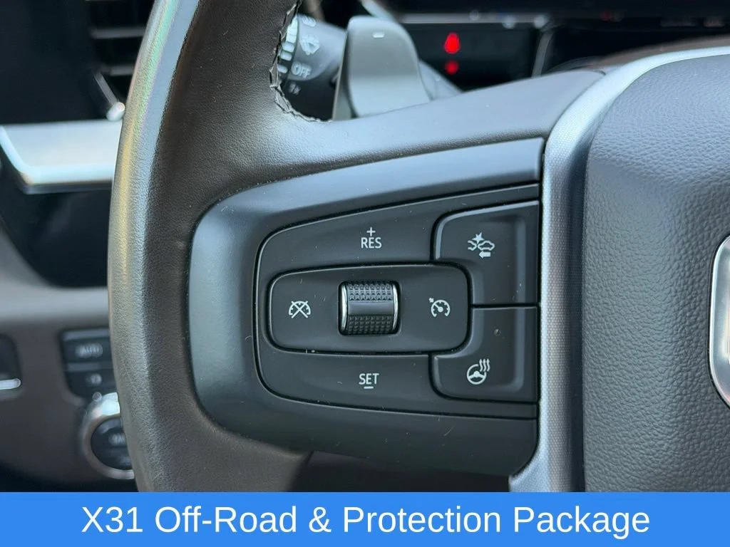 Used 2024 Downpour Metallic GMC SLT image 17