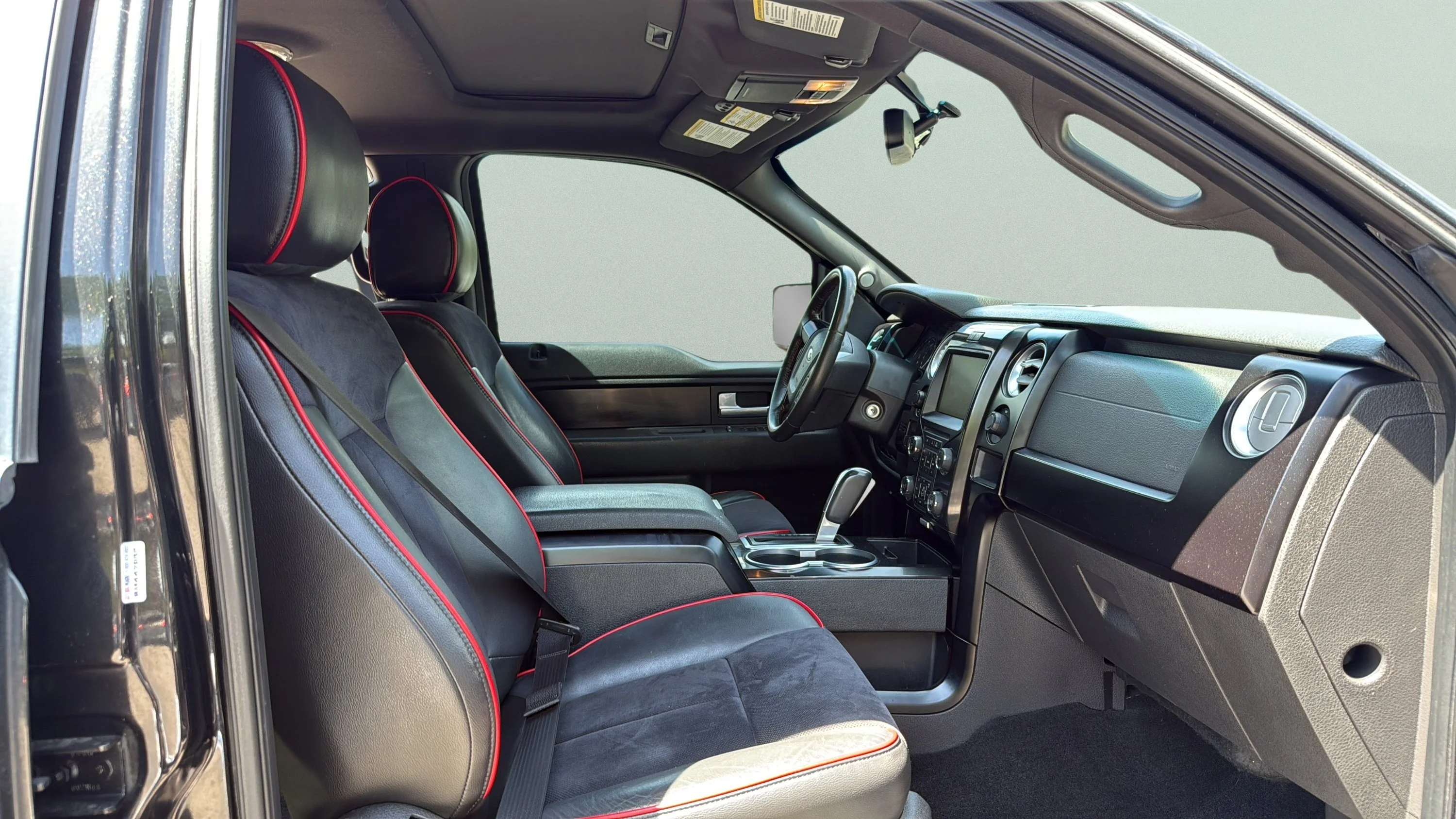 Used 2014 Black Ford FX4 image 11