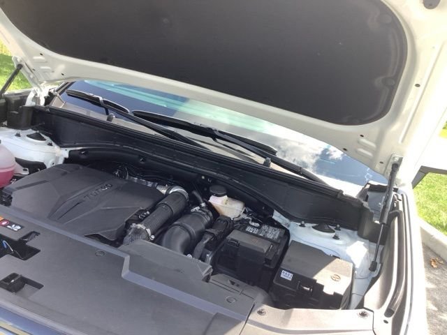 Certified Used 2025 White Hyundai Limited image 13