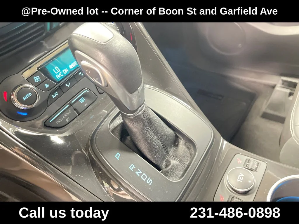 Used 2014 Silver Ford Titanium image 22