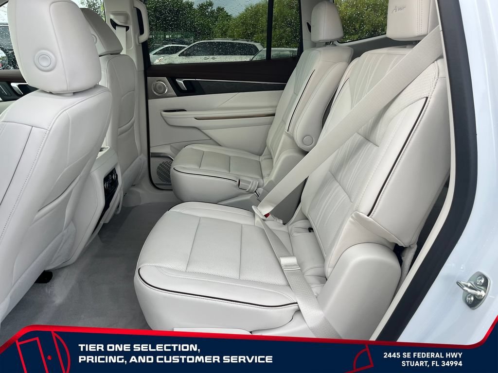 2026 Buick Enclave Avenir - Photo 12