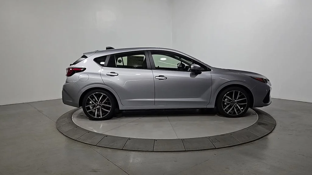 New 2026 ICE SILVER METALLIC Subaru Sport image 6