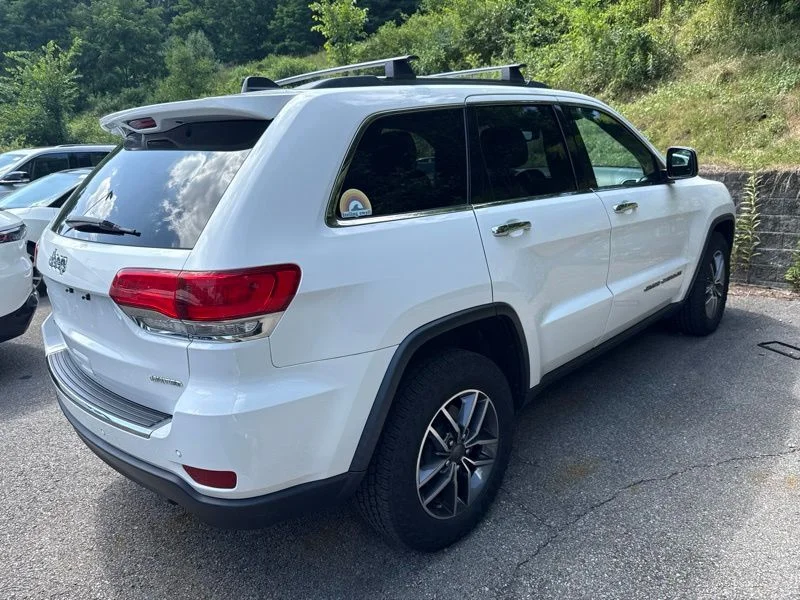 Used 2019 White Jeep Limited image 7