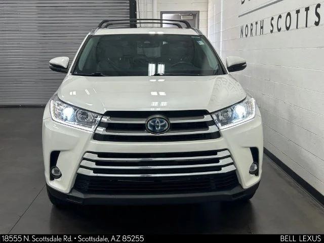 Used 2019 White Toyota Limited image 5