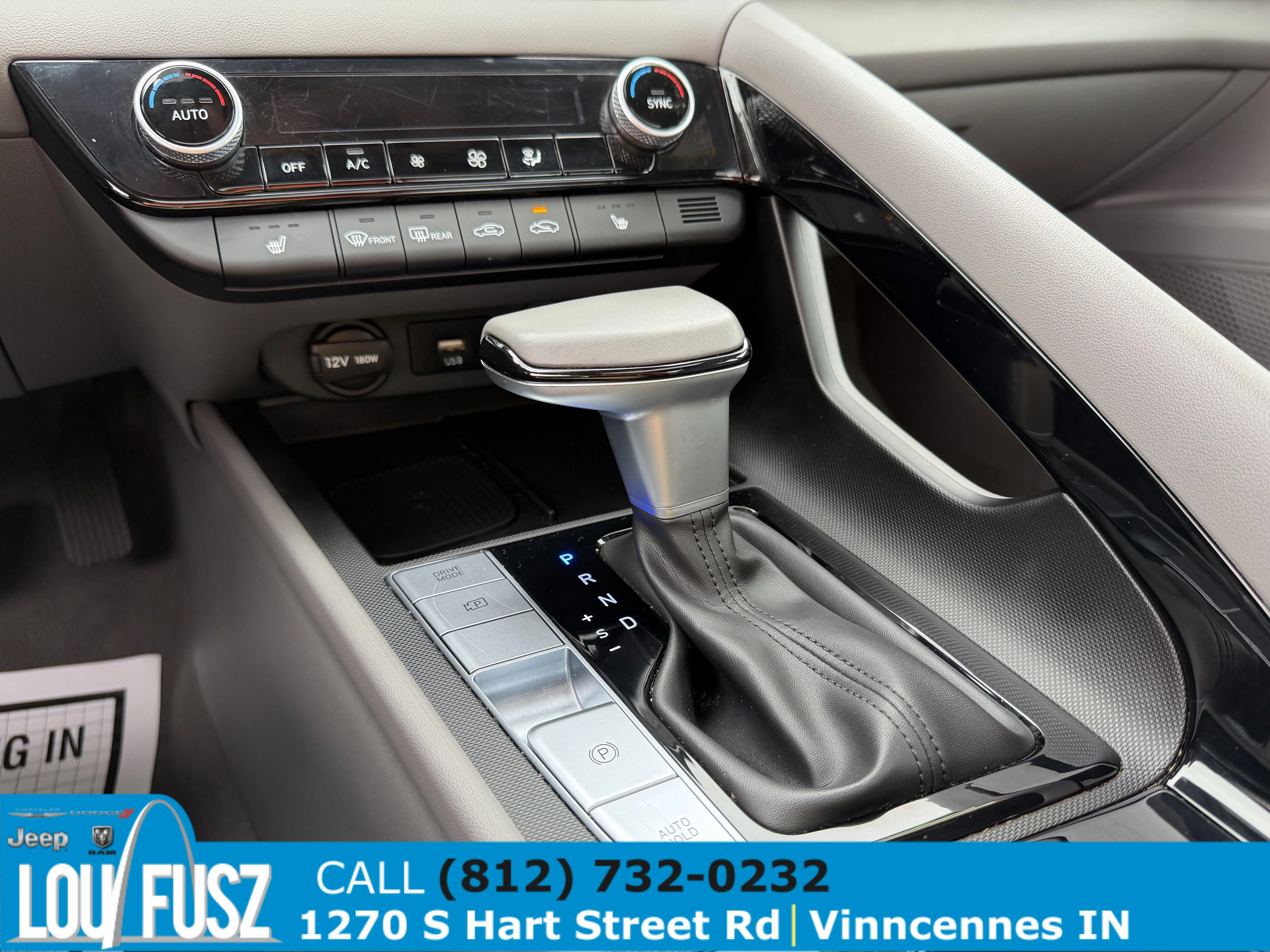 Used 2025 Amazon Gray Hyundai SEL Convenience image 20