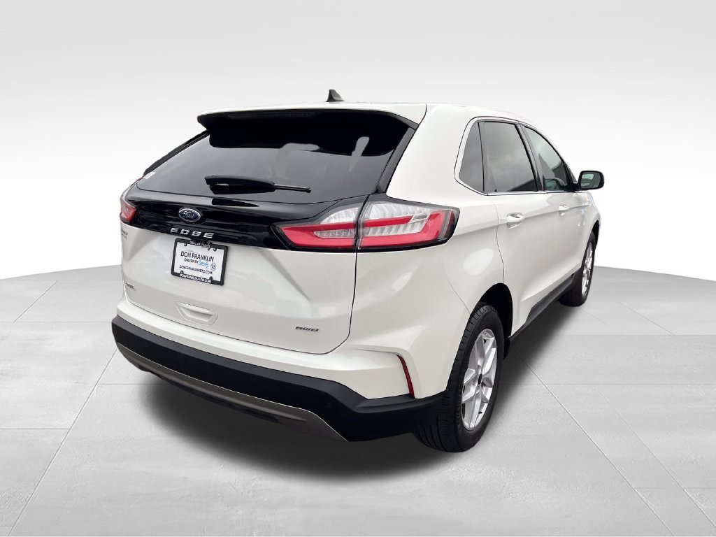 Used 2023 White Ford SEL image 5