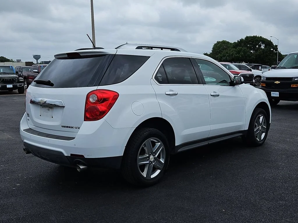 Certified Used 2015 SUMMIT WHITE Chevrolet LTZ image 17