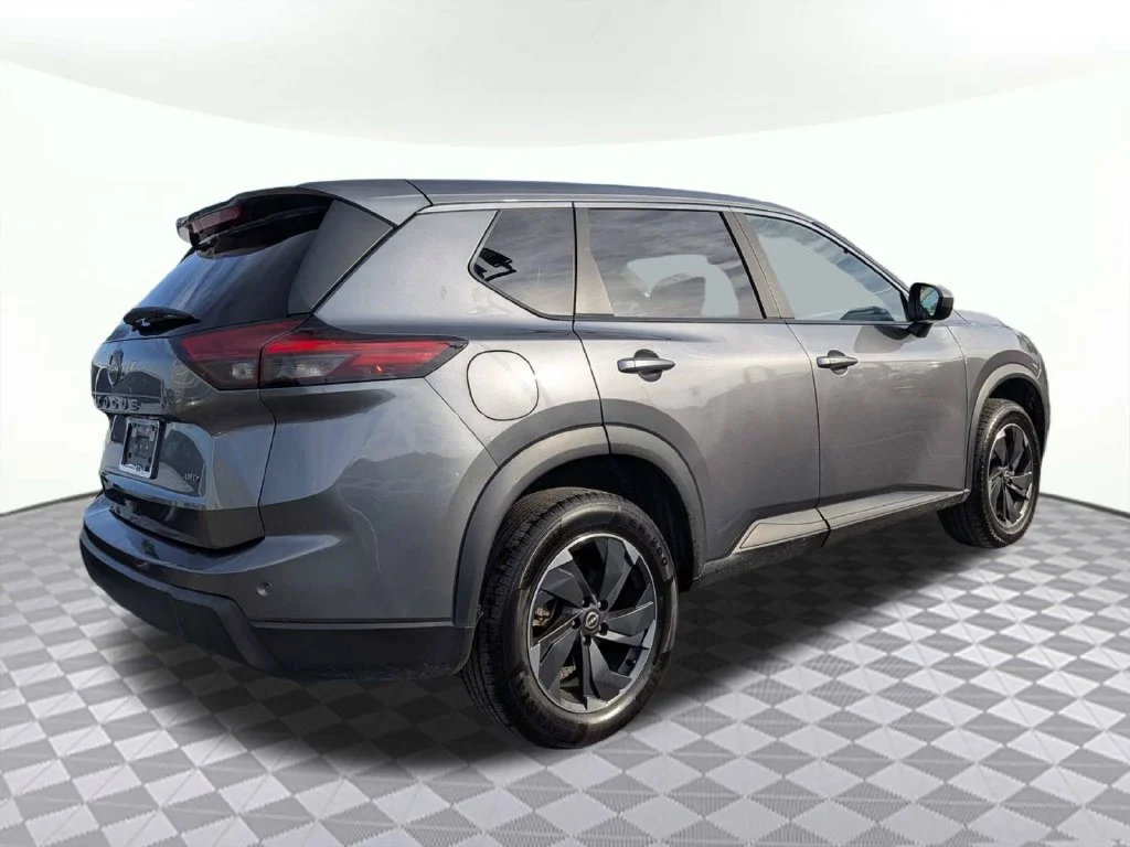 Certified Used 2025 Gun Metallic Nissan SV image 3