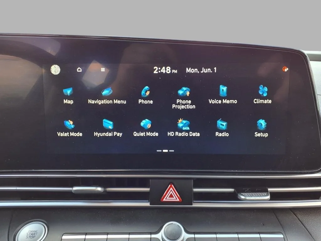 Used 2025 Blue Hyundai SEL Convenience image 7