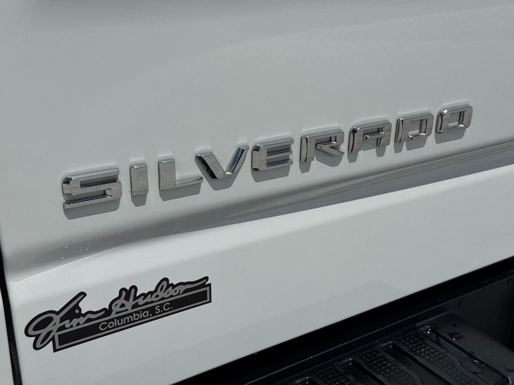 Used 2025 White Chevrolet LT image 14