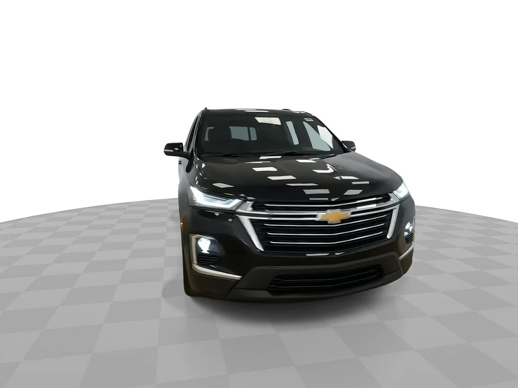 Used 2023 Mosaic Black Metallic Chevrolet LT Leather image 4