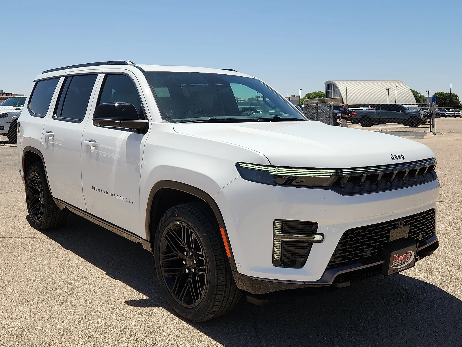 New 2026 Bright White Clear-Coat  Paint Jeep LIMITED RESERVE 4X4 image 6