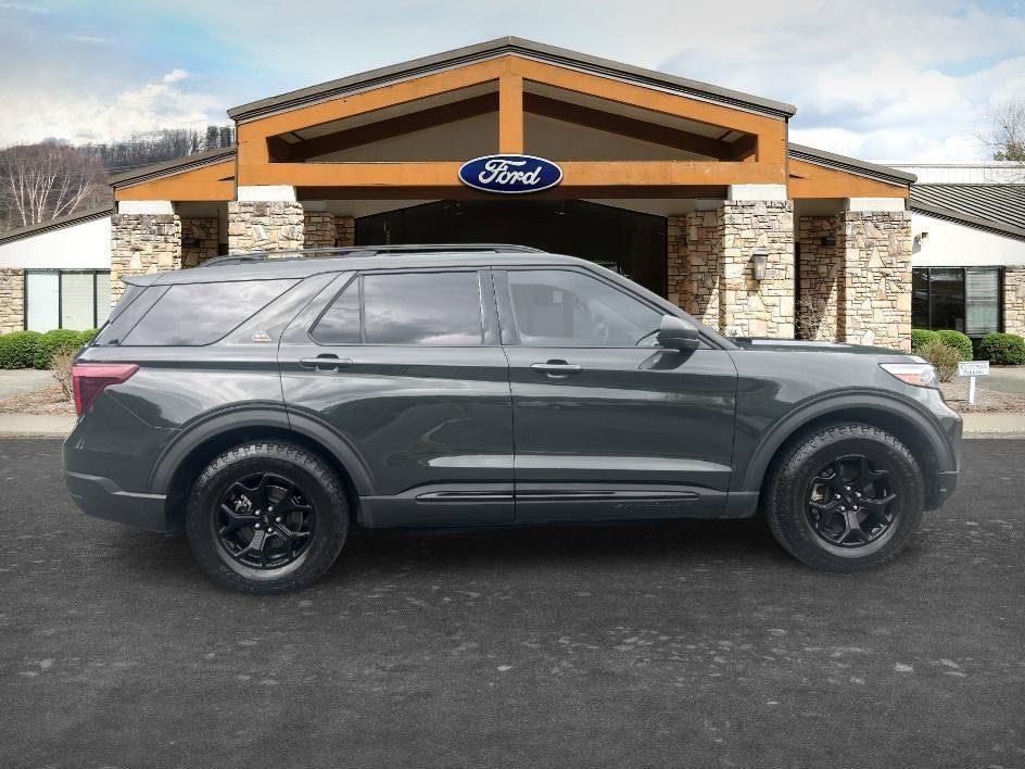 Used 2022 Green Metallic Ford Timberline image 4