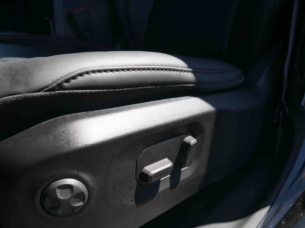 New 2026 Black Clearcoat Jeep Rubicon image 26