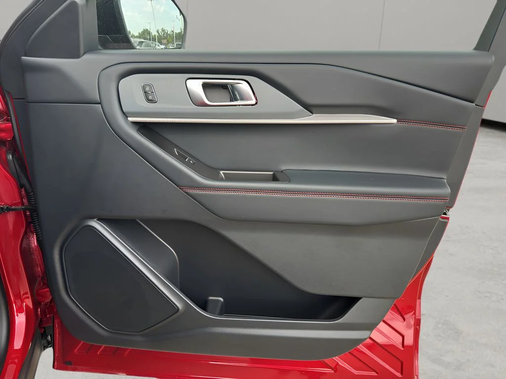 New 2026 Rapid Red Metallic Tinted Clearcoat Ford ST-Line image 29