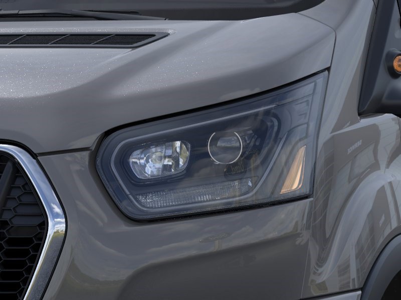 New 2026 Carbonized Gray Metallic Ford XLT image 19