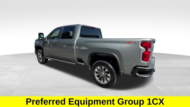 Used 2024 Gray Chevrolet Custom image 3