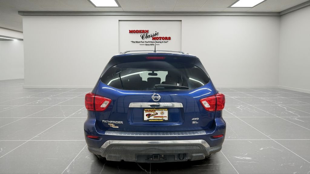 Used 2017 Blue Nissan SL image 4