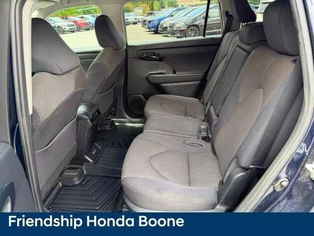 Used 2023 Blue Toyota L image 35