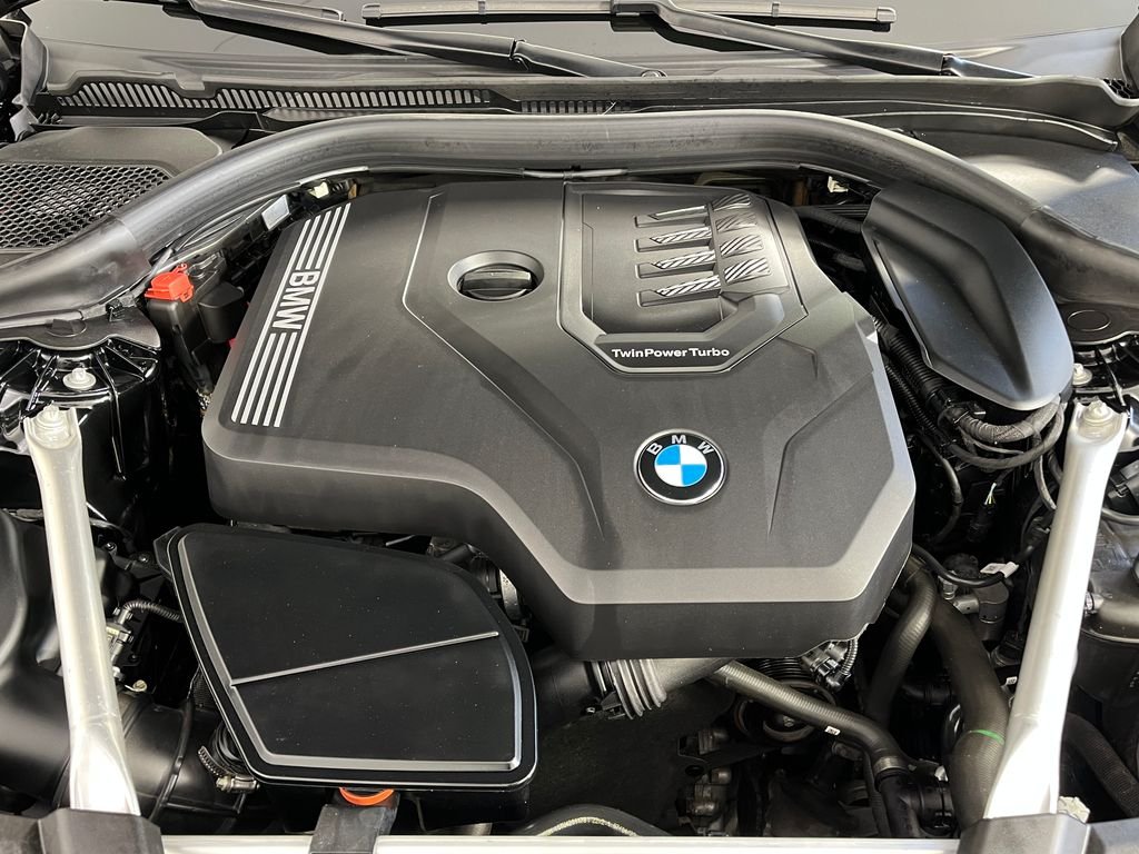 Used 2023 Black BMW 530i xDrive image 18