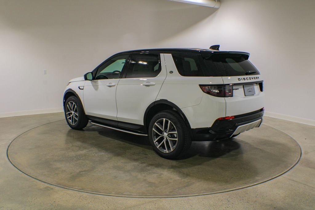 New 2026 Fuji White LAND ROVER  image 4